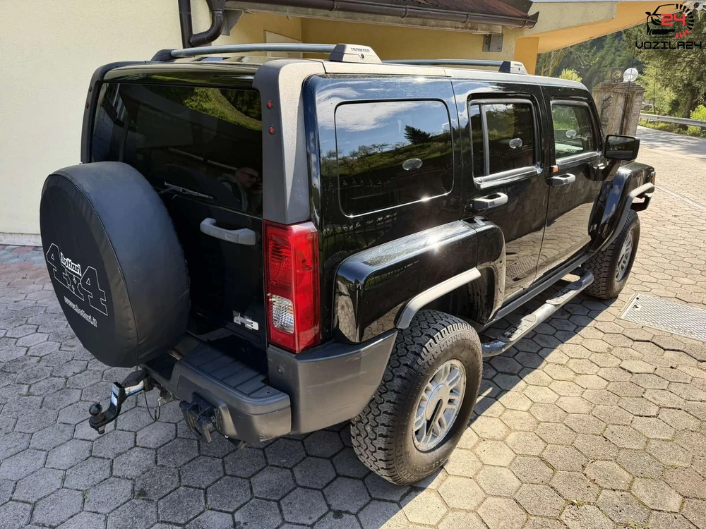 Hummer H3