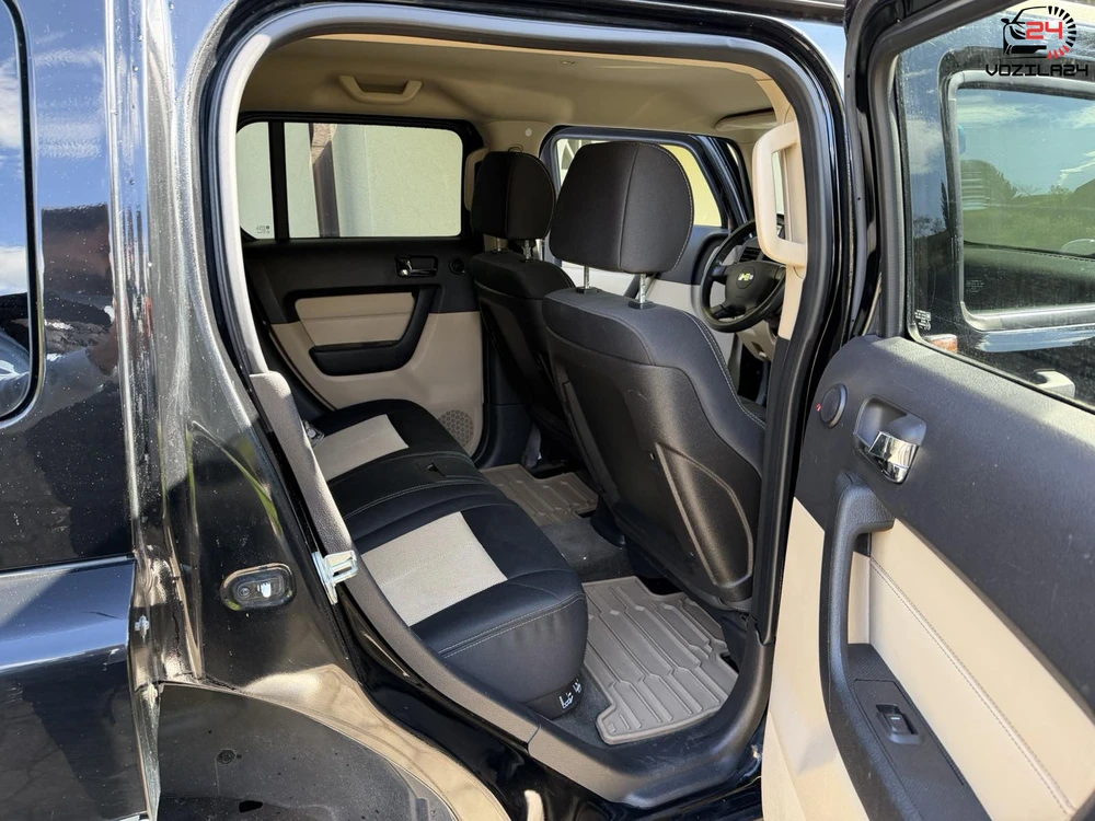 Hummer H3