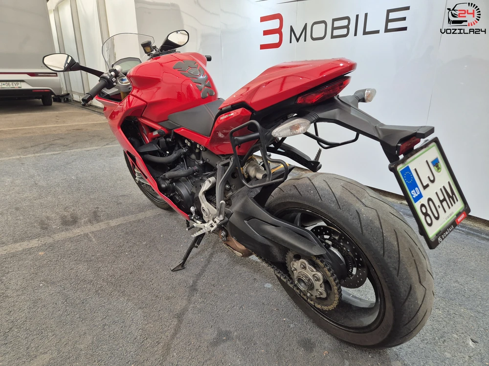 Ducati Supersport S
