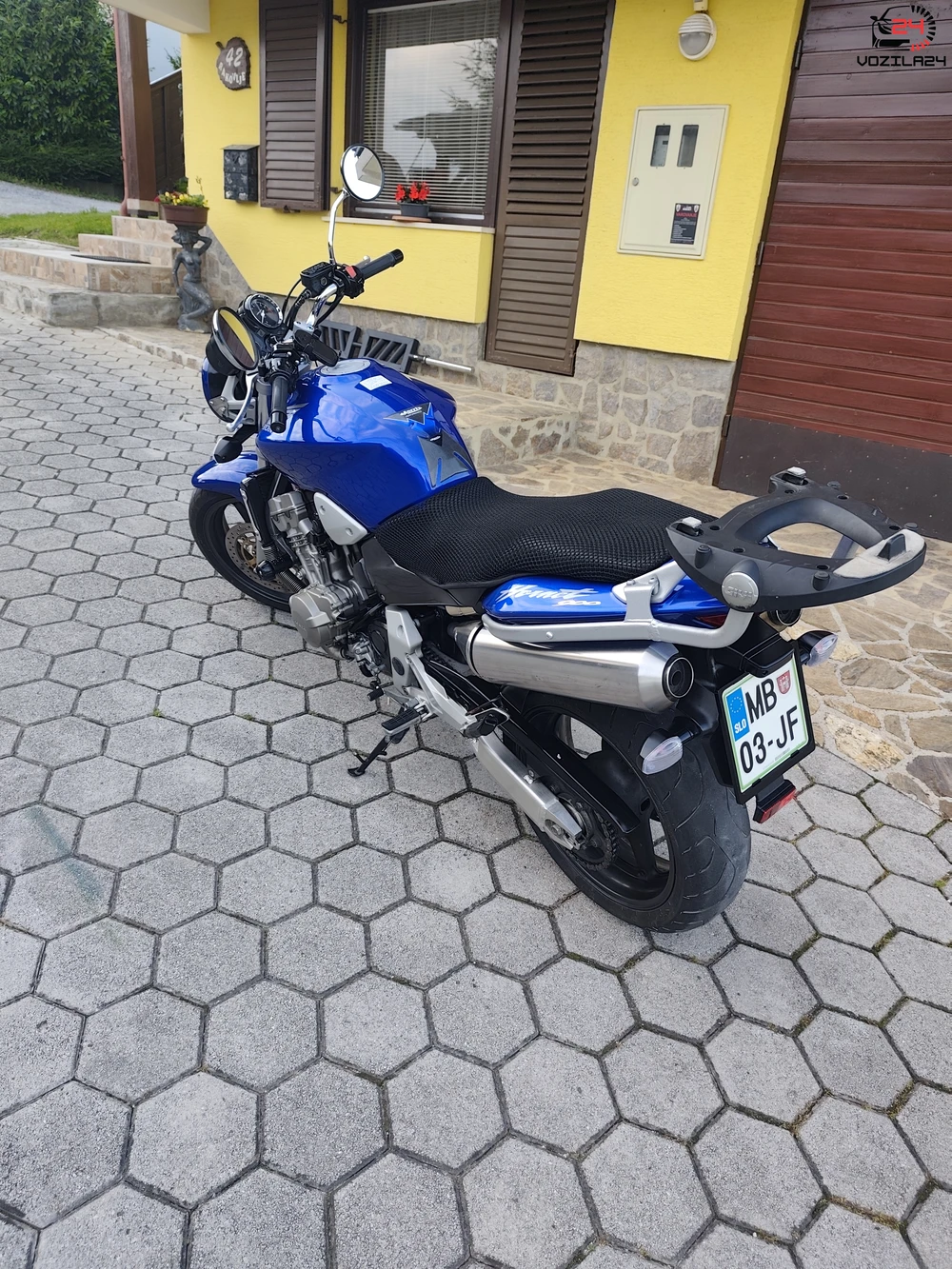 Honda Hornet 900F