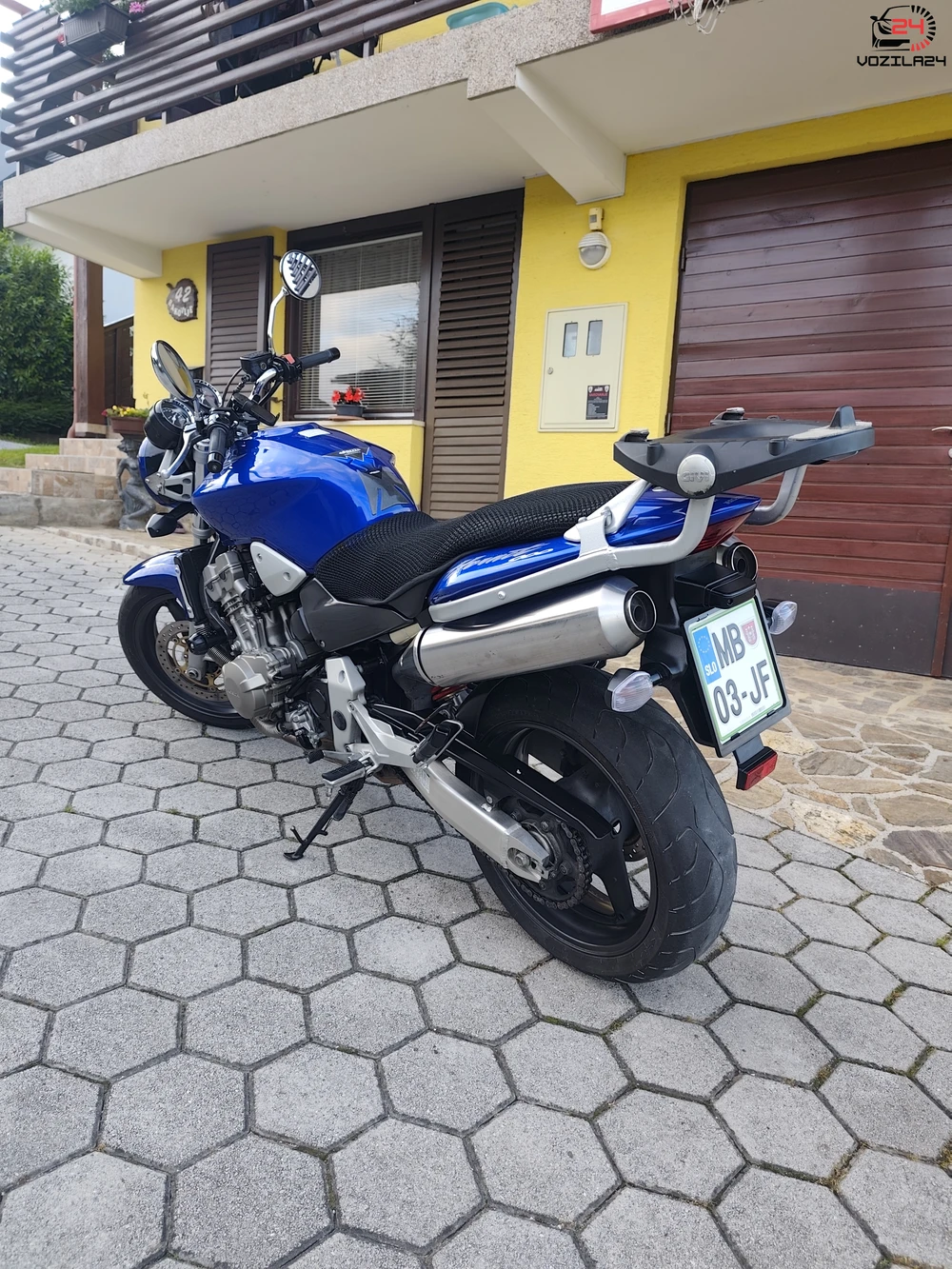 Honda Hornet 900F