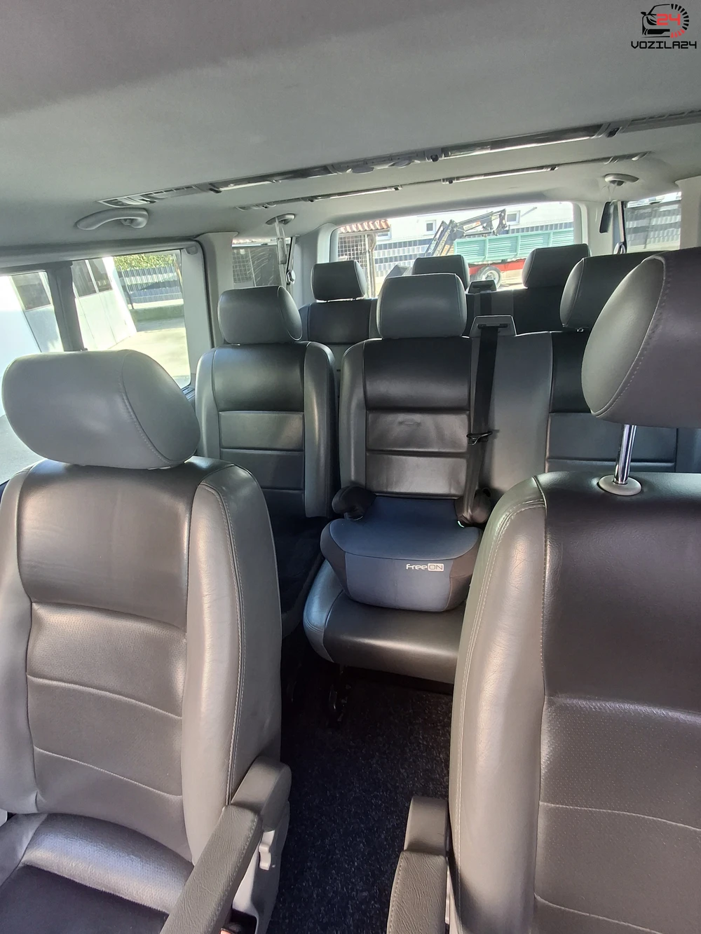 Volkswagen Caravelle