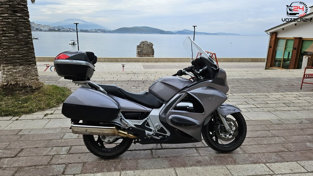 Honda ST1300